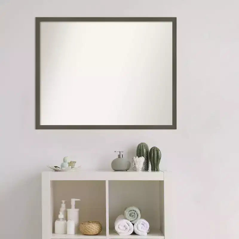 Specchio da parete per bagno Svelte grigio argilla non smussato 30" x 24"