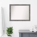 Specchio da parete rettangolare moderno 32" x 26" senza smussatura Pinstripe Plank Gray Narrow per bagno: Cornice in polistirene, da parete