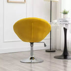 Poltrona girevole accentuale con schienale trapuntato e rivestimento in velluto Noas di Roundhill Furniture, gialla
