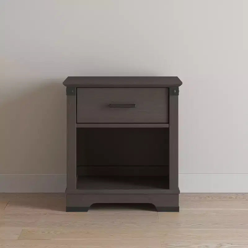Comodino Redmond a 1 cassetto per cameretta o camera da letto, cassetto portaoggetti capiente, realizzato in robusto legno di pino, finitura atossica e sicura per i bambini