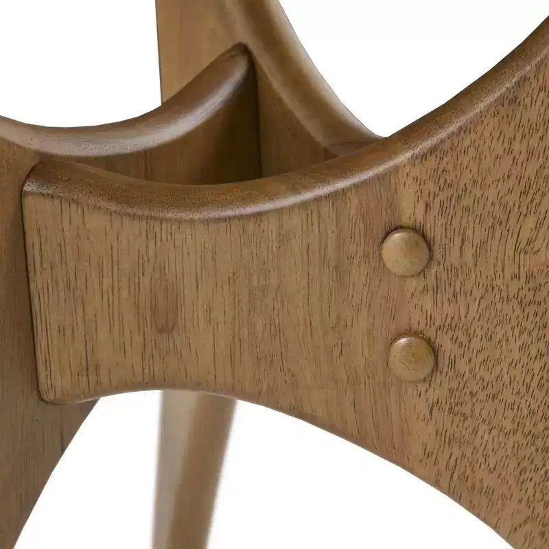 Tavolino da Caffè Triangolare in Legno Marrone Chiaro: Moderno Metà Secolo, Finitura Olmo, Base Unica a Croce