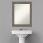 Specchio da parete per bagno in legno, stretto, non smussato, grigio Fencepost, 28,5 x 22,5 pollici