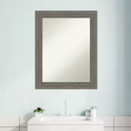 Specchio da parete per bagno in legno, stretto, non smussato, grigio Fencepost, 28,5 x 22,5 pollici